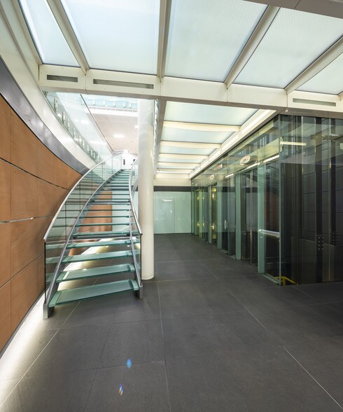 22-32 Baker St, London for sale - Interior Photo - Image 1 of 1