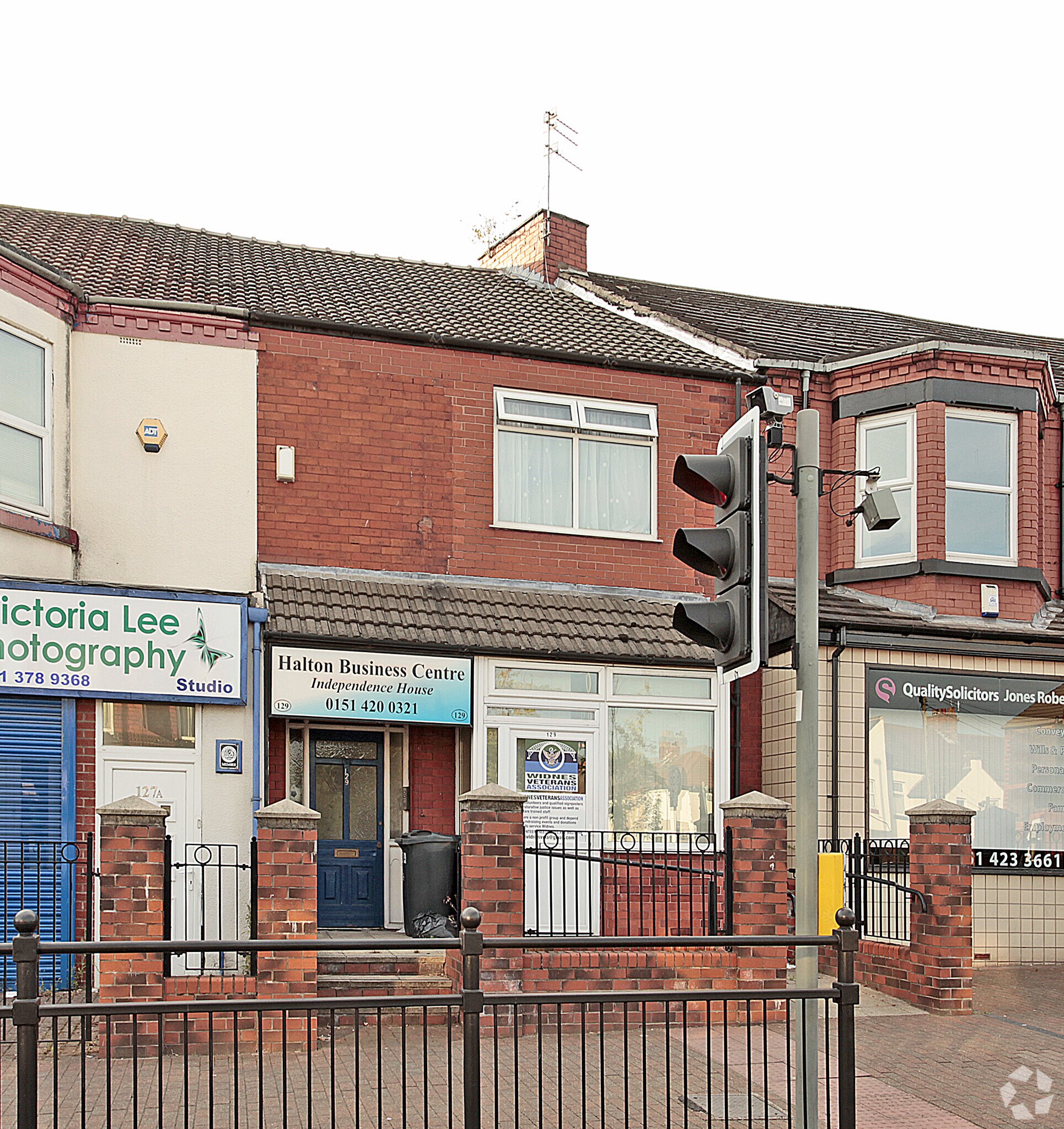 129 Albert Rd, Widnes for sale Primary Photo- Image 1 of 1