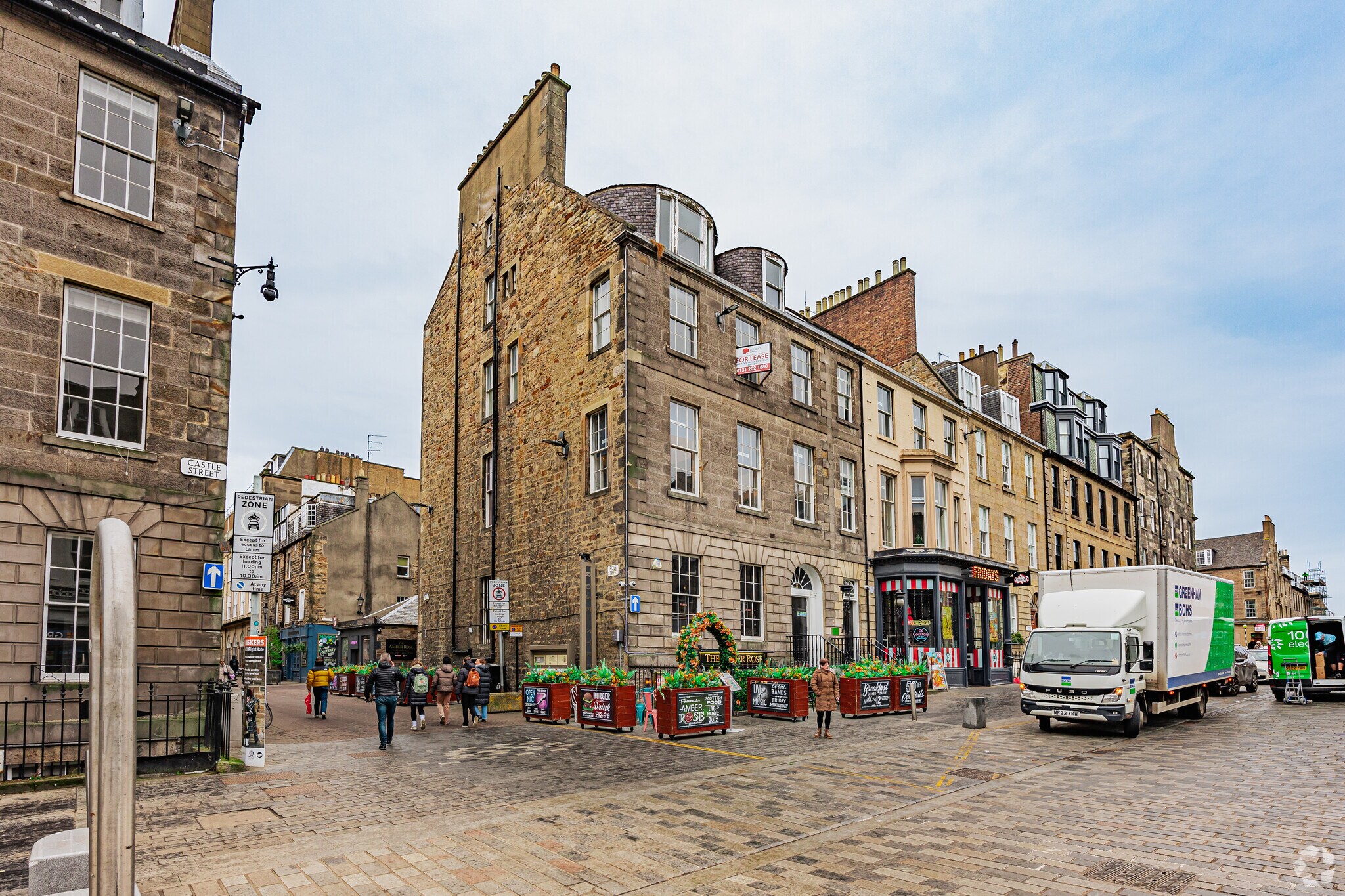 22-26 Castle St, Edinburgh for sale Primary Photo- Image 1 of 1