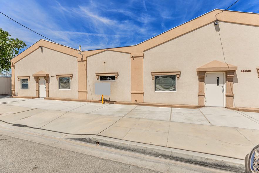 45319-45331 N Division St, Lancaster, CA for sale - Building Photo - Image 1 of 1