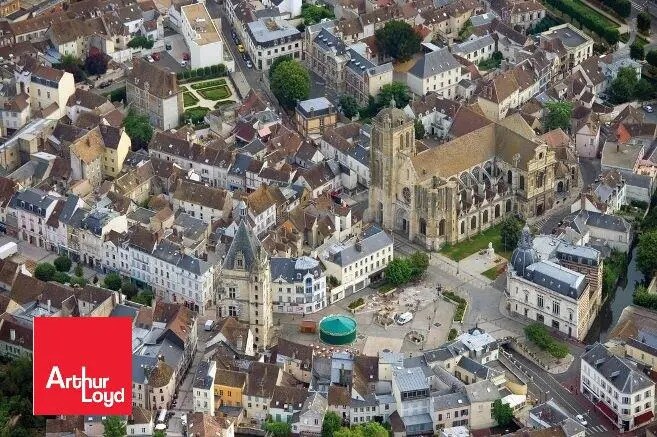 Retail in Dreux for sale - Building Photo - Image 1 of 3