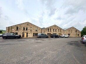 6 Salesbury Hall Rd, Ribchester to rent Building Photo- Image 2 of 9