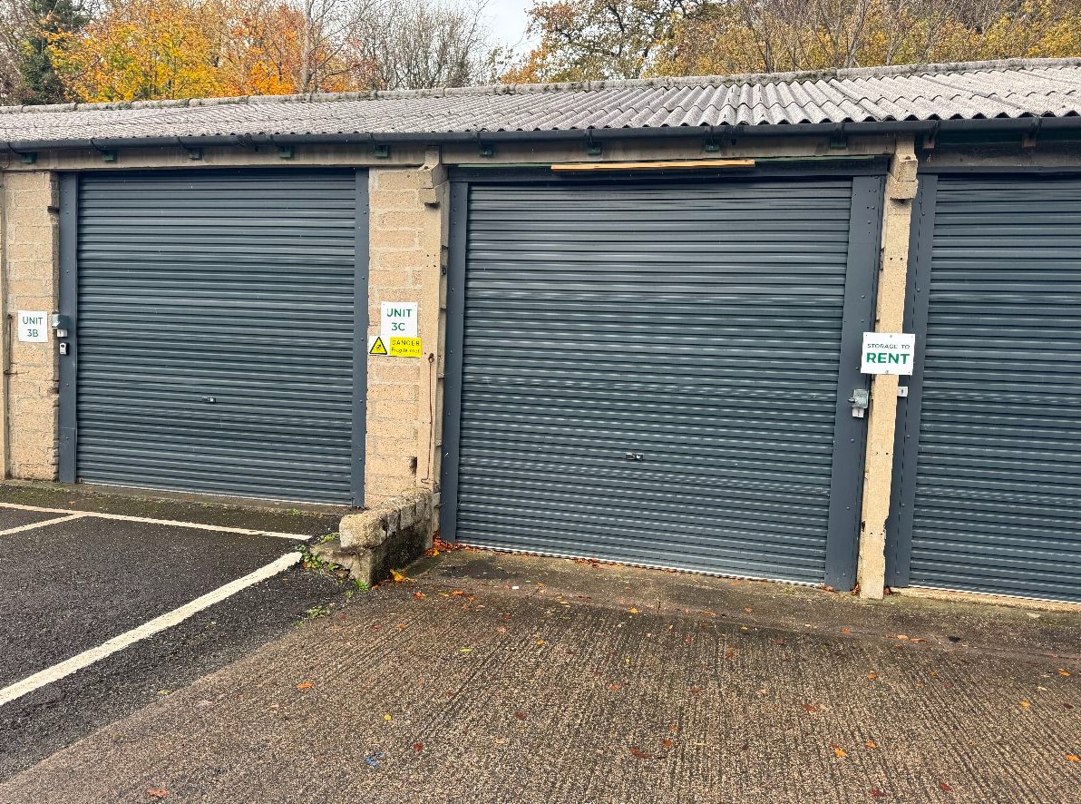 North Rd, Okehampton to rent Primary Photo- Image 1 of 4