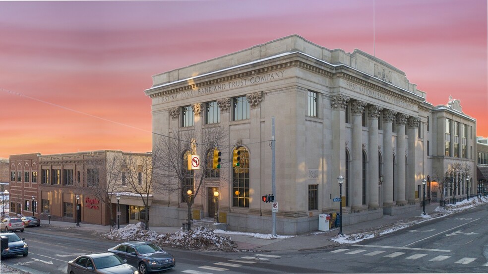 101 W Washington St, Marquette, MI for rent - Building Photo - Image 3 of 11