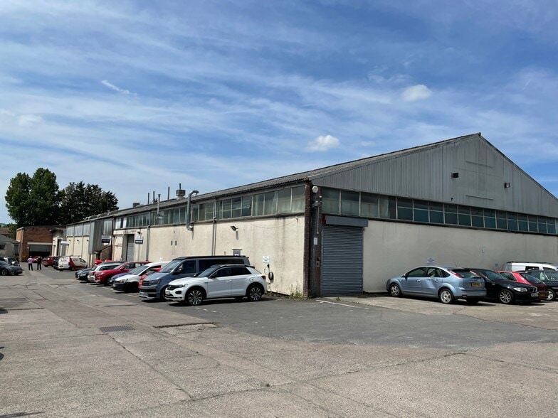 405 4th Av, Bristol for sale - Primary Photo - Image 1 of 1