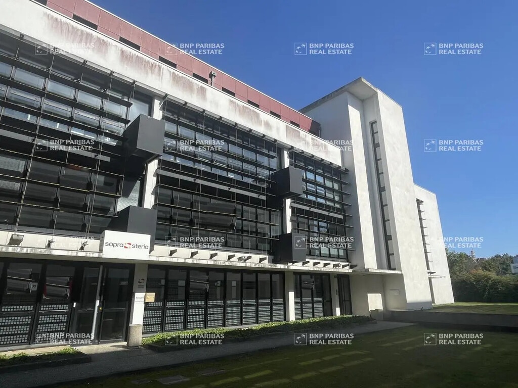 Vente Bureaux 501 m² - Photo 1