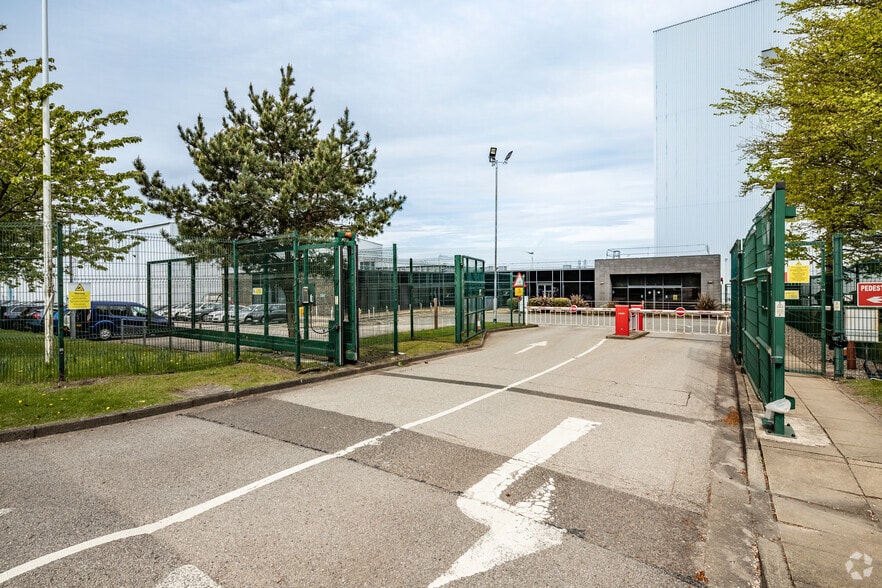 Pinfold Pl, Skelmersdale for sale - Primary Photo - Image 1 of 1