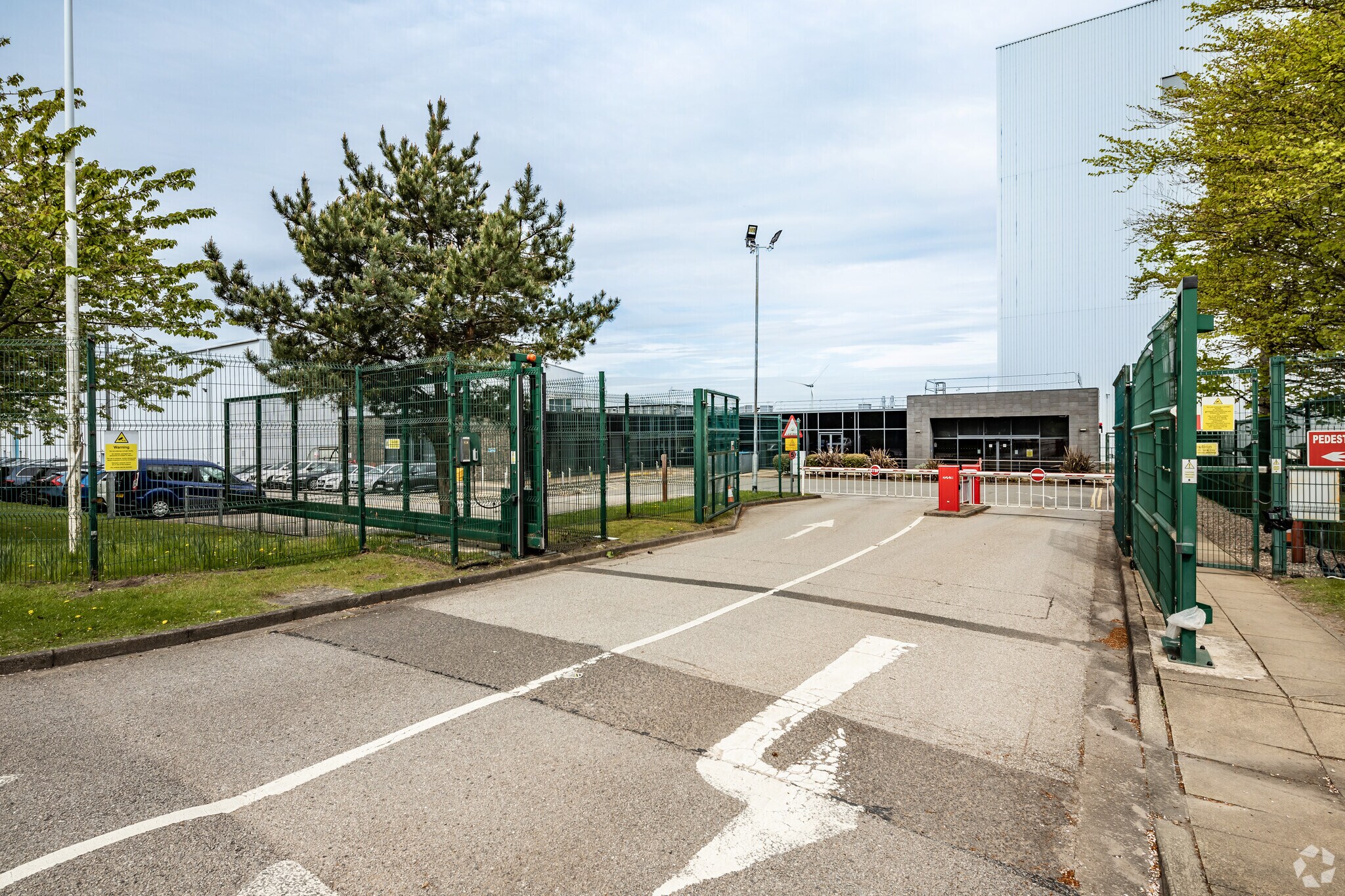 Pinfold Pl, Skelmersdale for sale Primary Photo- Image 1 of 1