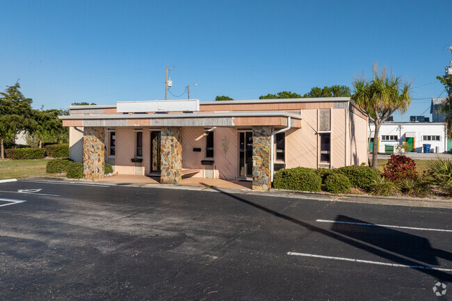 More details for 1711 SE 47th Ter, Cape Coral, FL - Office for Sale