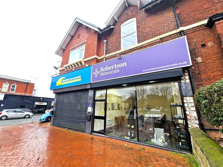 137A Buxton Rd, Stockport to rent - Building Photo - Image 2 of 2