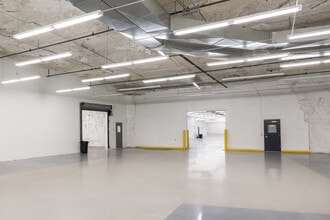 5351 Lee's Summit Rd, Kansas City, MO to rent Interior Photo- Image 1 of 10