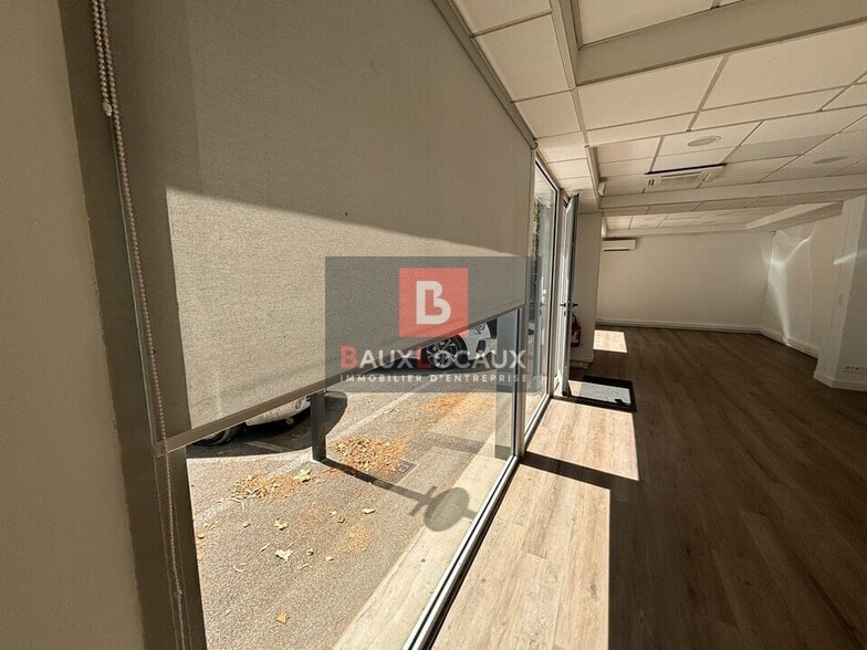 Light Industrial in Avignon for sale - Interior Photo - Image 2 of 10