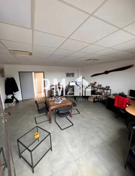 Office in Marseille for sale - Building Photo - Image 3 of 8