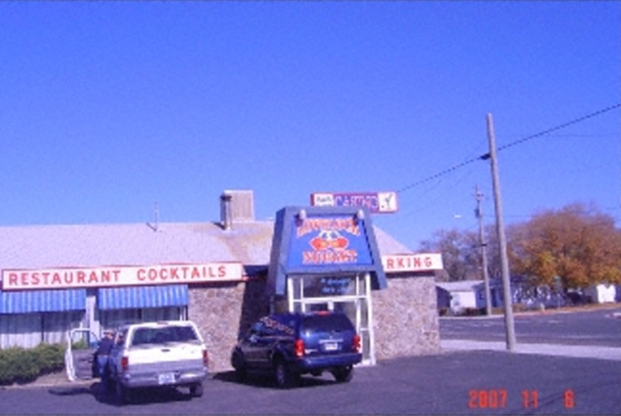 485 Cornell Ave, Lovelock, NV for rent - Primary Photo - Image 1 of 2