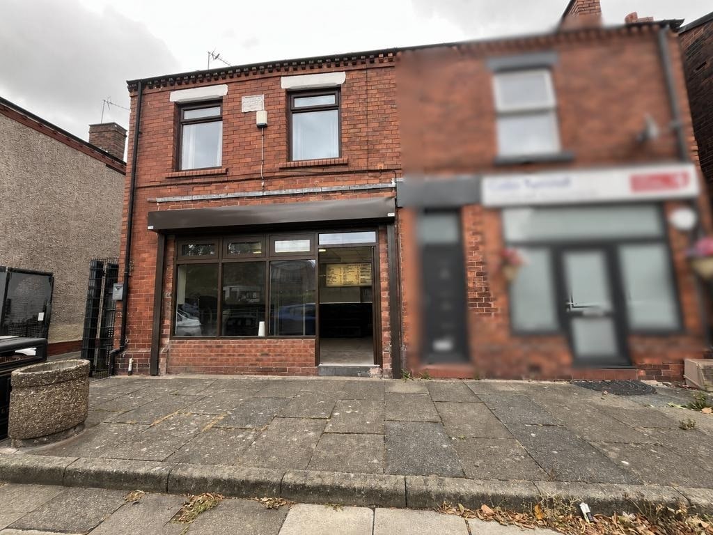 294-296 Clipsley Ln, Haydock to rent Primary Photo- Image 1 of 8