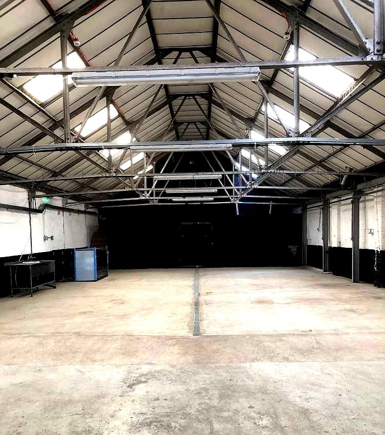 95 Haymerle Rd, London to rent Interior Photo- Image 1 of 6