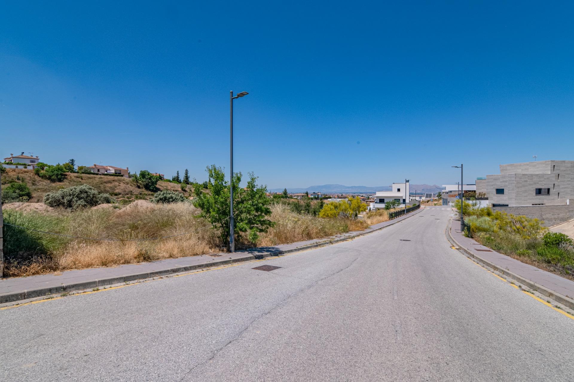 Land in La Zubia, Granada for sale Building Photo- Image 1 of 35