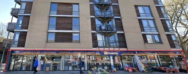 More details for 279-285 Clapham Rd, London - Retail to Rent