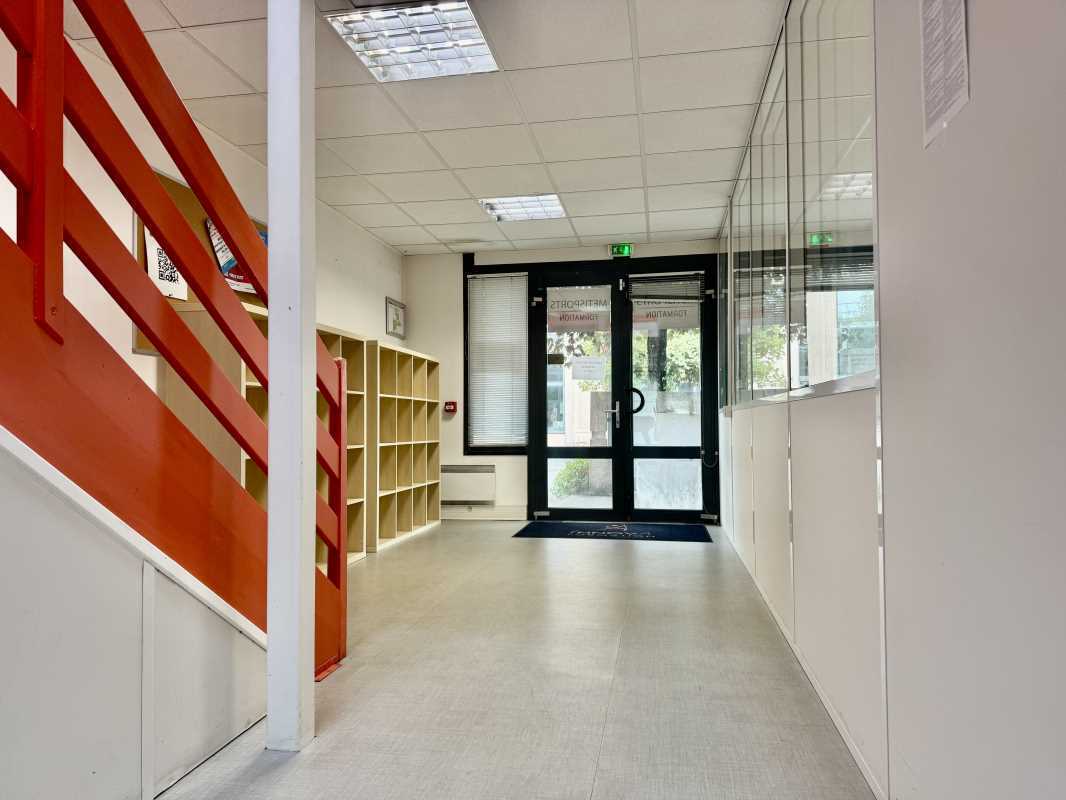 34 Rue Du 35eme Regiment D'Aviation, Bron to rent Interior Photo- Image 1 of 14