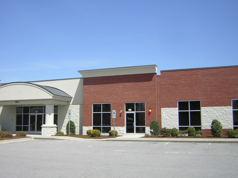 1011 Wh Smith Blvd, Greenville, NC for sale - Building Photo - Image 1 of 1