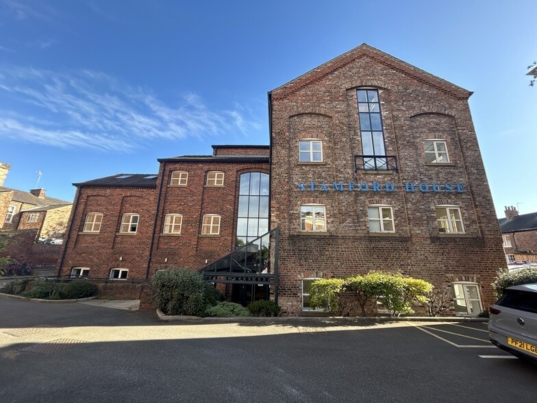 George St, York to rent - Building Photo - Image 1 of 1