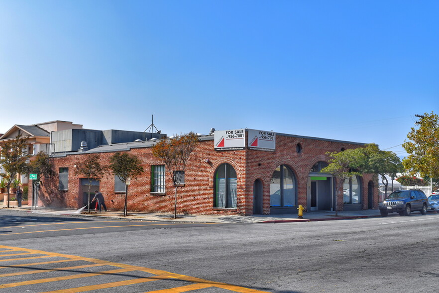 880 E Broadway, Glendale, CA for sale - Building Photo - Image 1 of 24