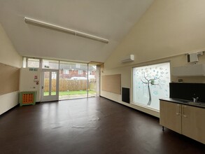 36 Springwell Rd, Hounslow for rent Interior Photo- Image 2 of 7