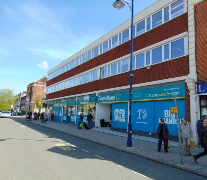 York Rd, Felixstowe to rent - Building Photo - Image 1 of 2