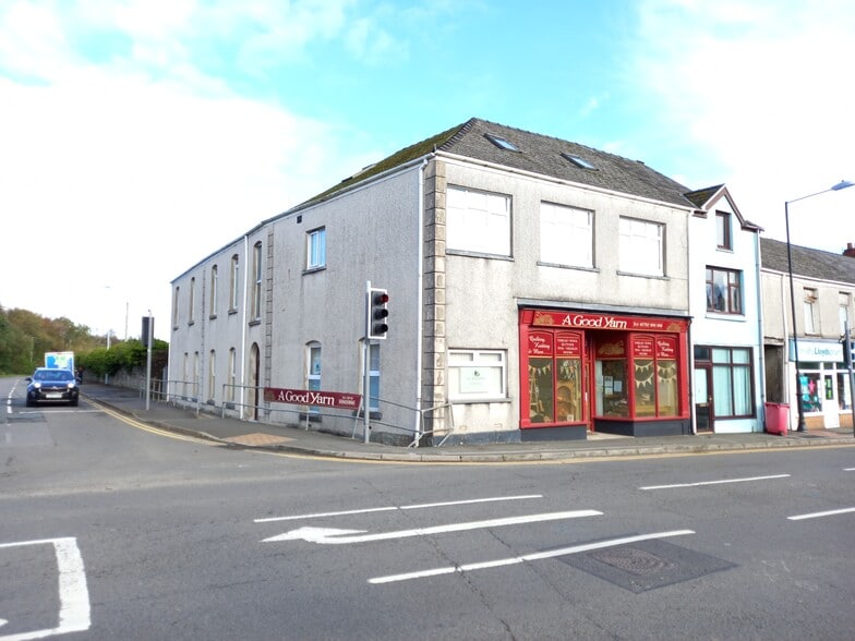 3 St. Teilo St, Pontarddulais for sale - Building Photo - Image 1 of 7