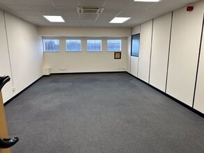 Chichester St, Rochdale to rent Interior Photo- Image 2 of 3