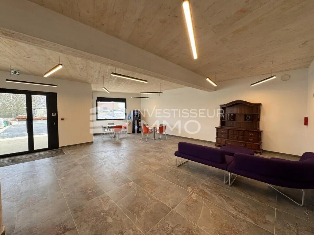 Location Bureaux 38 m² à 300 m² - Photo 1