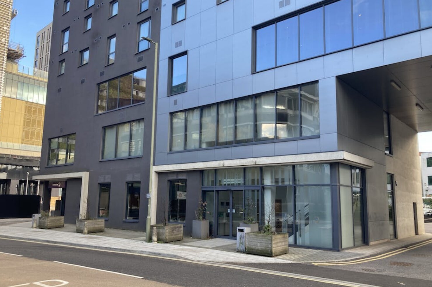 24 Church St W, Woking for sale Primary Photo- Image 1 of 1