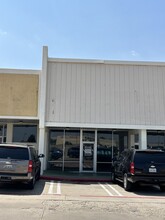 550-682 SW Wilshire Blvd, Burleson, TX for rent Building Photo- Image 1 of 1