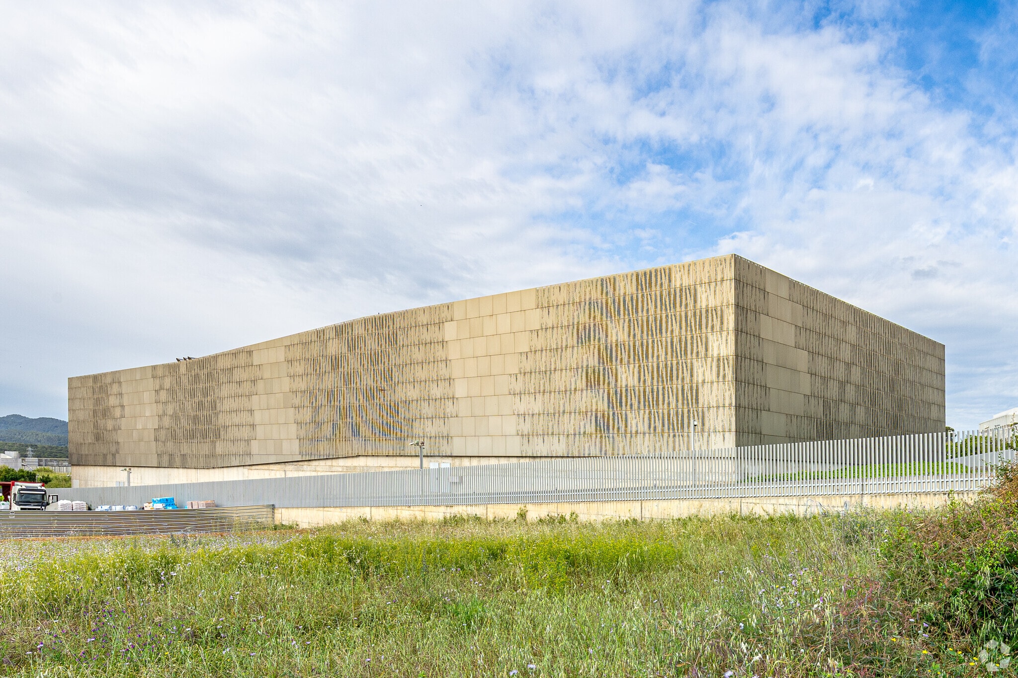 Carrer de la Creu Casas, 85, Cerdanyola del Vallès, Barcelona to rent Primary Photo- Image 1 of 4