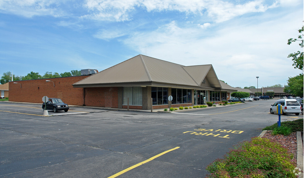 825-923 Ridge Rd, Munster, IN for sale - Primary Photo - Image 1 of 1