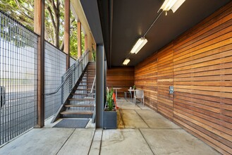 1702 Olympic Blvd, Santa Monica, CA for rent Building Photo- Image 1 of 12