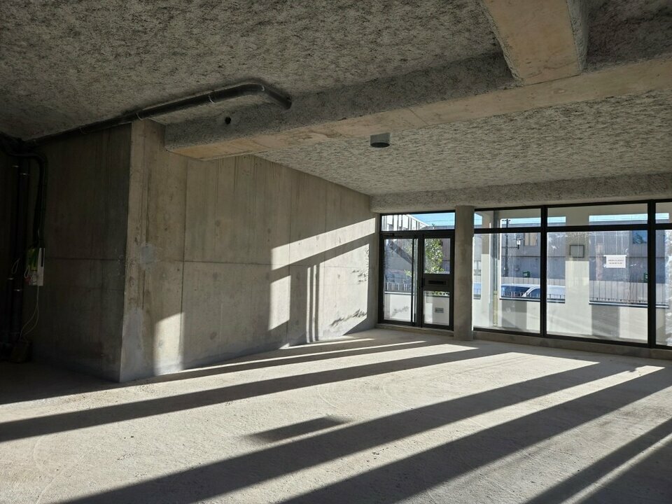 47 Rue De La Republique, Genas to rent Interior Photo- Image 1 of 7