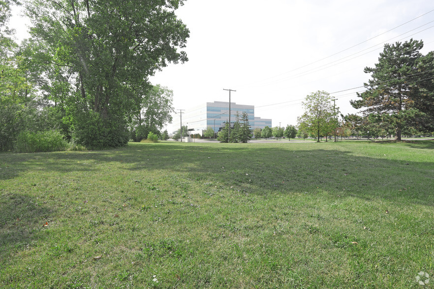 Stephenson Hwy, Troy, MI for sale - Building Photo - Image 3 of 3