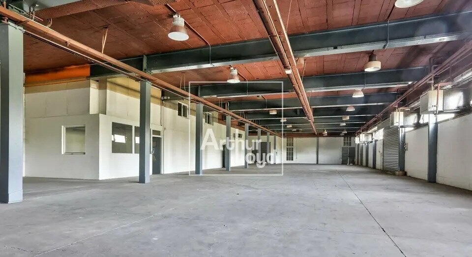 Office in Chilly-Mazarin to rent - Interior Photo - Image 2 of 6