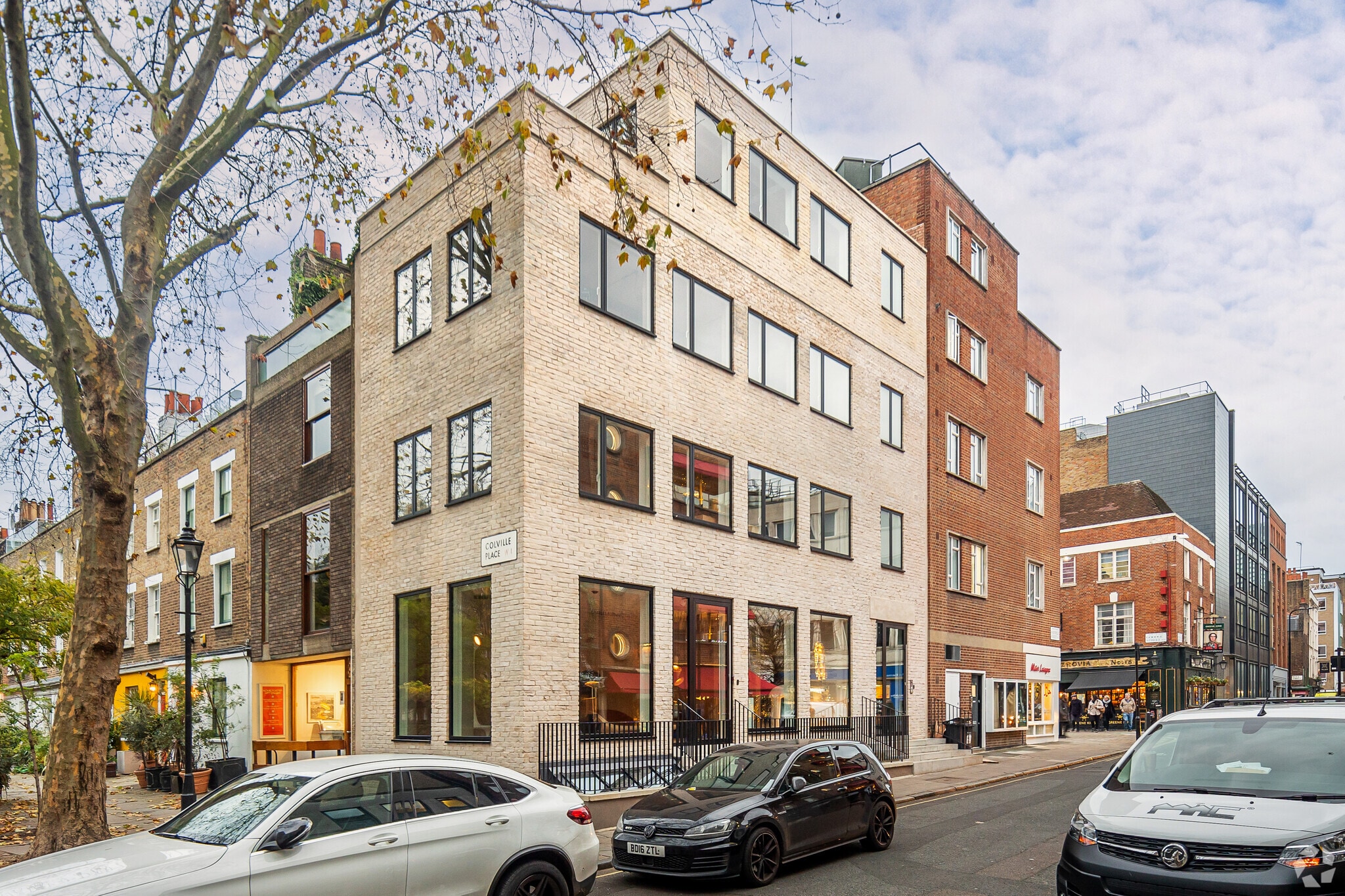 27-29 Whitfield St, London for sale Primary Photo- Image 1 of 1