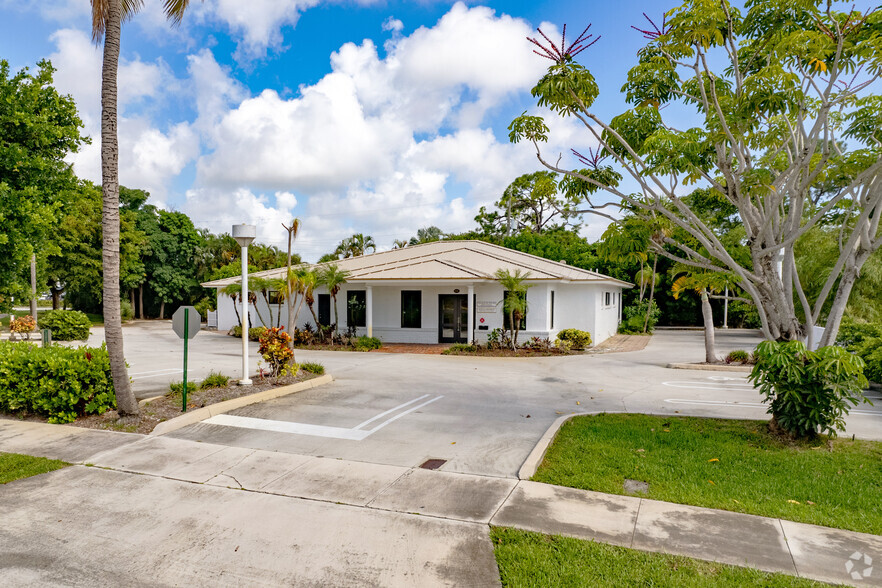 101 SE 27th Ave, Boynton Beach, FL for sale - Building Photo - Image 3 of 19