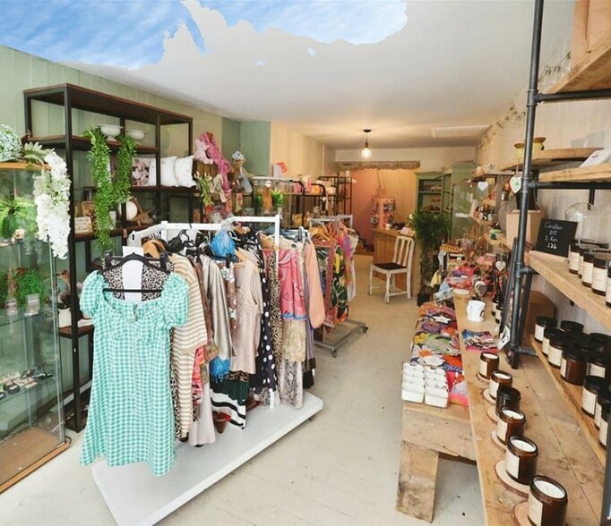 61 Fore Bondgate, Bishop Auckland for sale - Interior Photo - Image 3 of 5