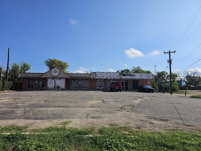 1508 Bandera Rd, San Antonio, TX for rent - Building Photo - Image 2 of 7