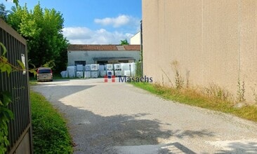 Industrial in Girona, Gerona to rent Interior Photo- Image 1 of 8
