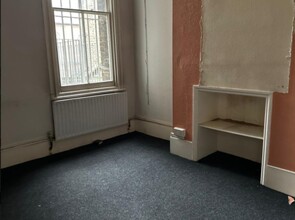 17-19 High St, London for rent Interior Photo- Image 1 of 7