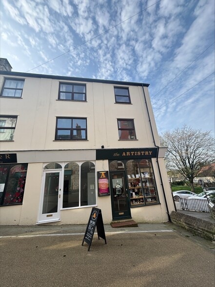 8 Town St, Shepton Mallet to rent - Building Photo - Image 2 of 11