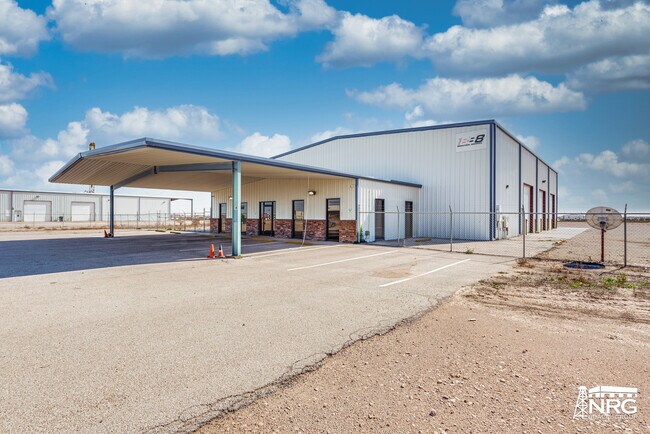 More details for 9215 W County Road 127, Midland, TX - Industrial to Rent