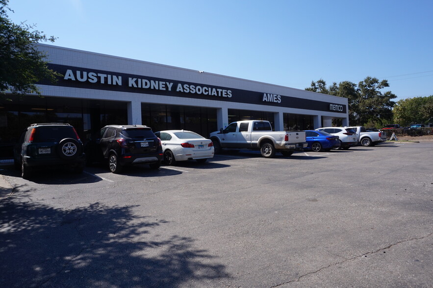 321 Ben White Blvd W, Austin, TX for rent - Building Photo - Image 1 of 5