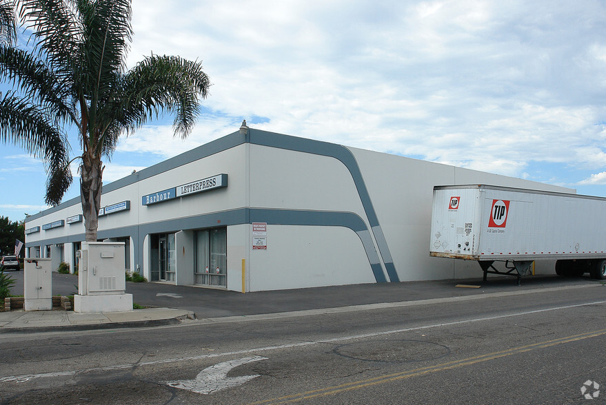 1830-1846 S Grand Ave, Santa Ana, CA for rent - Building Photo - Image 3 of 24