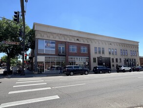 206 E 4th St, Loveland, CO for rent Building Photo- Image 1 of 2